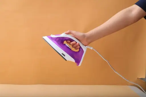 [BW5590] BW5590[BM-5528A] - BOMA Electric Iron 1200W